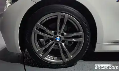 BMW 3 серия 2018 2.0 автомат (гидро), миниатюра 5