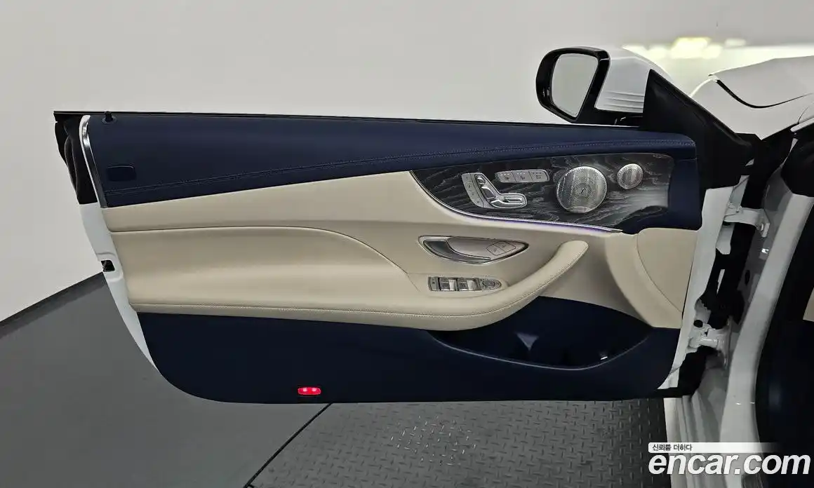 Mercedes-Benz E-Class 2023 3.0 автомат (гидро), фото 14