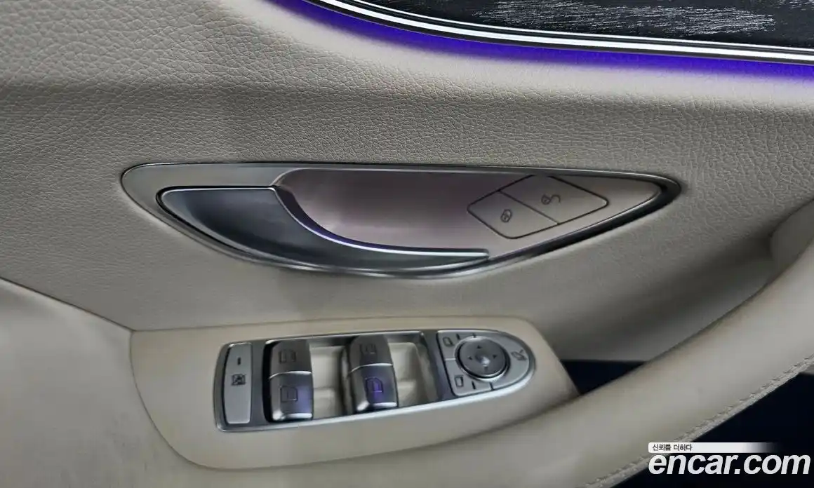 Mercedes-Benz E-Class 2023 3.0 автомат (гидро), фото 27