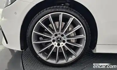 Mercedes-Benz E-Class 2023 3.0 автомат (гидро), миниатюра 5