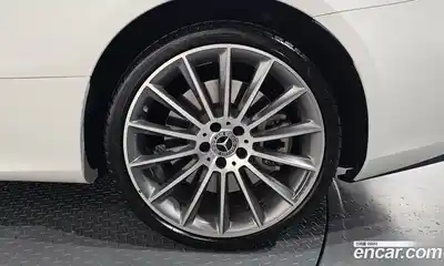 Mercedes-Benz E-Class 2023 3.0 автомат (гидро), миниатюра 7