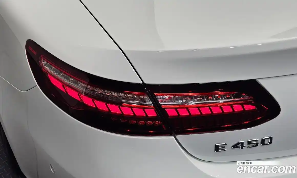 Mercedes-Benz E-Class 2023 3.0 автомат (гидро), фото 9