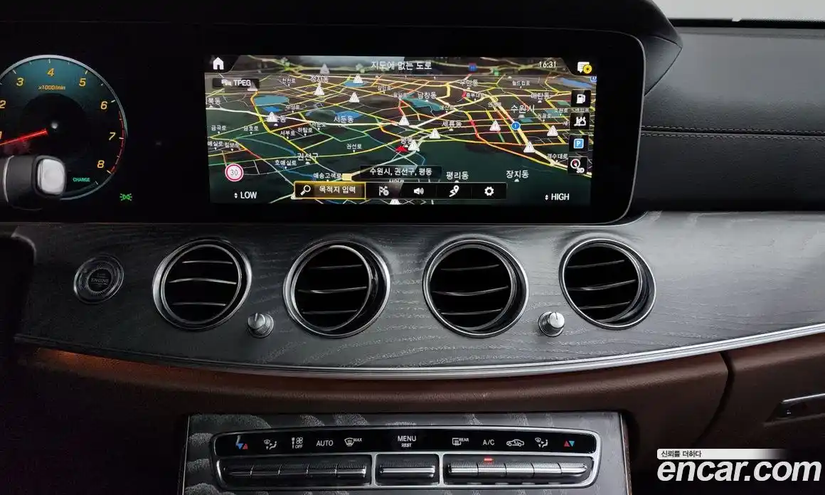 Mercedes-Benz E-Class 2022 2.0 автомат (гидро), фото 18