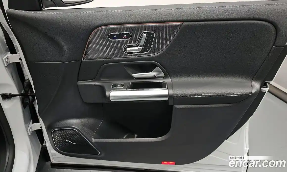 Mercedes-Benz EQA 2022 0.2 гидро, фото 14 Mercedes-Benz EQA 2022 0.2 гидро, фото 14