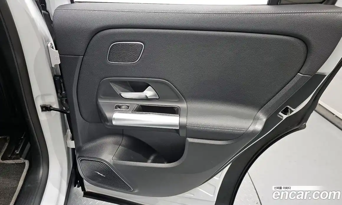 Mercedes-Benz EQA 2022 0.2 гидро, фото 15 Mercedes-Benz EQA 2022 0.2 гидро, фото 15