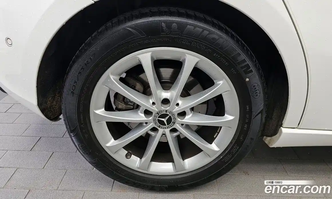 Mercedes-Benz A-Class 2019 2.0 гидро, фото 5 Mercedes-Benz A-Class 2019 2.0 гидро, фото 5