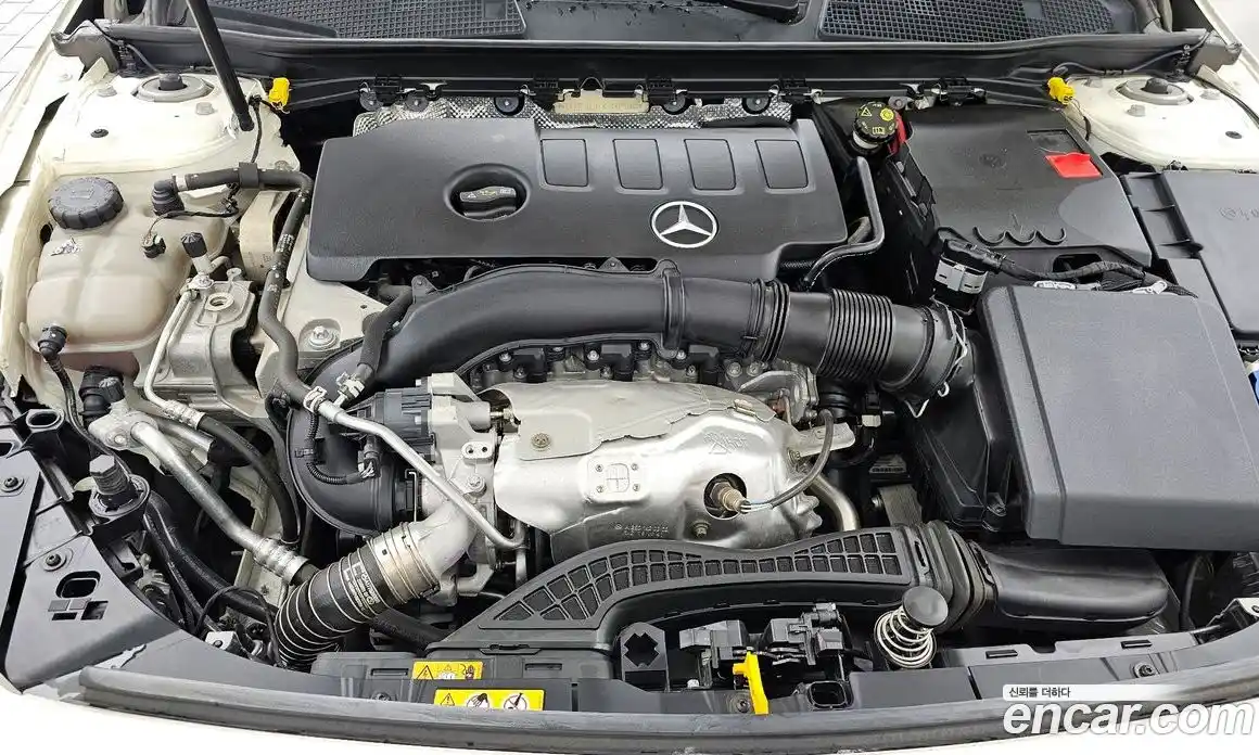 Mercedes-Benz A-Class 2019 2.0 гидро, фото 6 Mercedes-Benz A-Class 2019 2.0 гидро, фото 6