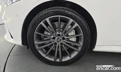 Mercedes-Benz CLS-Class 2018 2.9 гидро, миниатюра 5 Mercedes-Benz CLS-Class 2018 2.9 гидро, миниатюра 5
