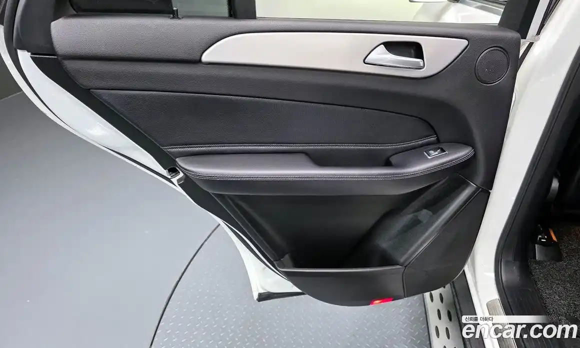 Mercedes-Benz GLE-Class 2018 3.0 гидро, фото 15