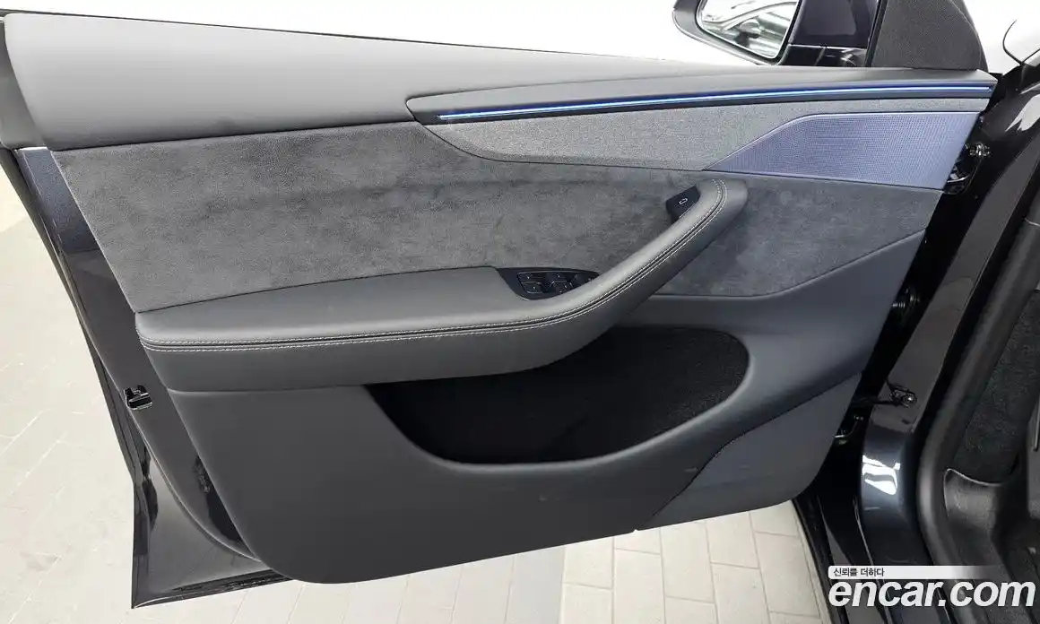 Tesla Model Y 2026 0.2 автомат (гидро), фото 14 Tesla Model Y 2026 0.2 автомат (гидро), фото 14