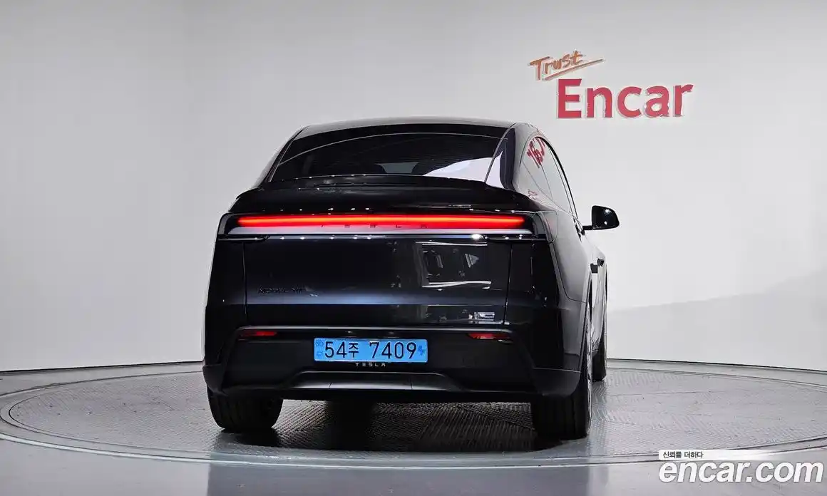 Tesla Model Y 2026 0.2 автомат (гидро), фото 4 Tesla Model Y 2026 0.2 автомат (гидро), фото 4