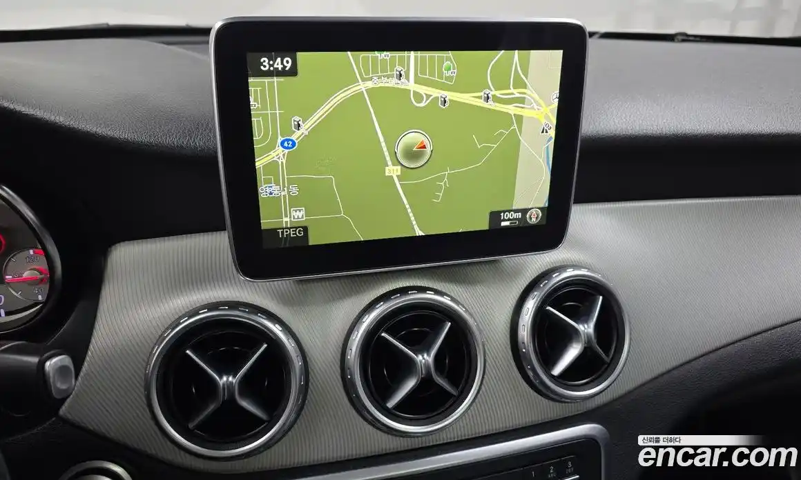Mercedes-Benz GLA-Class 2016 2.1 гидро, фото 14 Mercedes-Benz GLA-Class 2016 2.1 гидро, фото 14