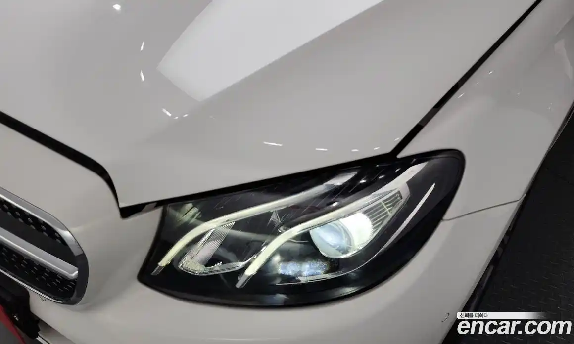 Mercedes-Benz E-Class 2019 2.0 автомат (гидро), фото 8