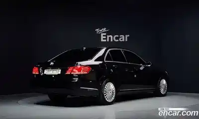 Mercedes-Benz E-Class 2014 3.5 автомат (гидро), миниатюра 2