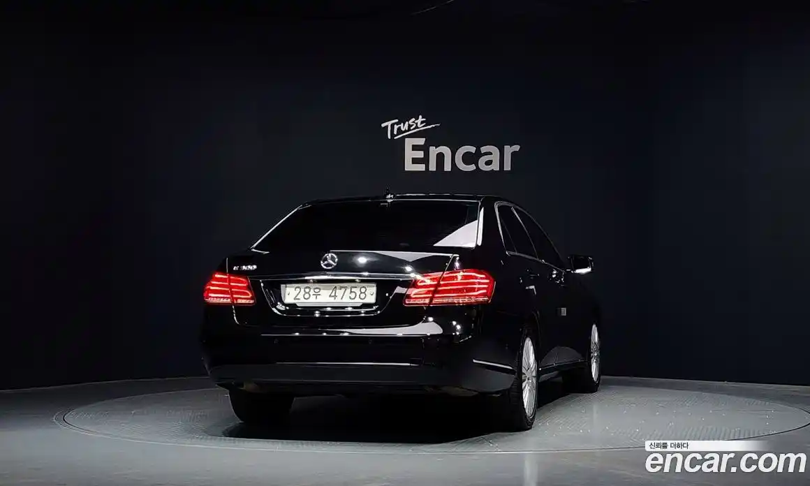 Mercedes-Benz E-Class 2014 3.5 автомат (гидро), фото 4