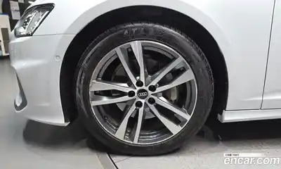 Audi A6 2022 2.0 автомат (гидро), миниатюра 5
