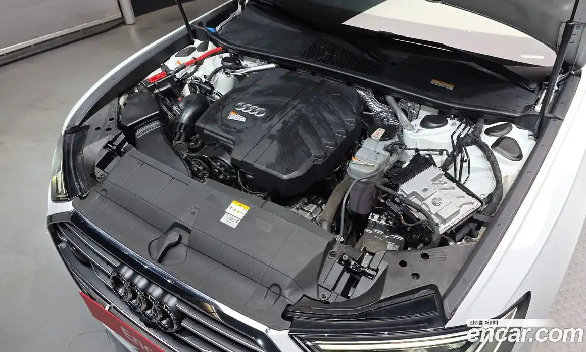 Audi A6 2022 2.0 автомат (гидро), фото 6