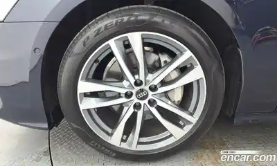 Audi A6 2021 2.0 автомат (гидро), миниатюра 5