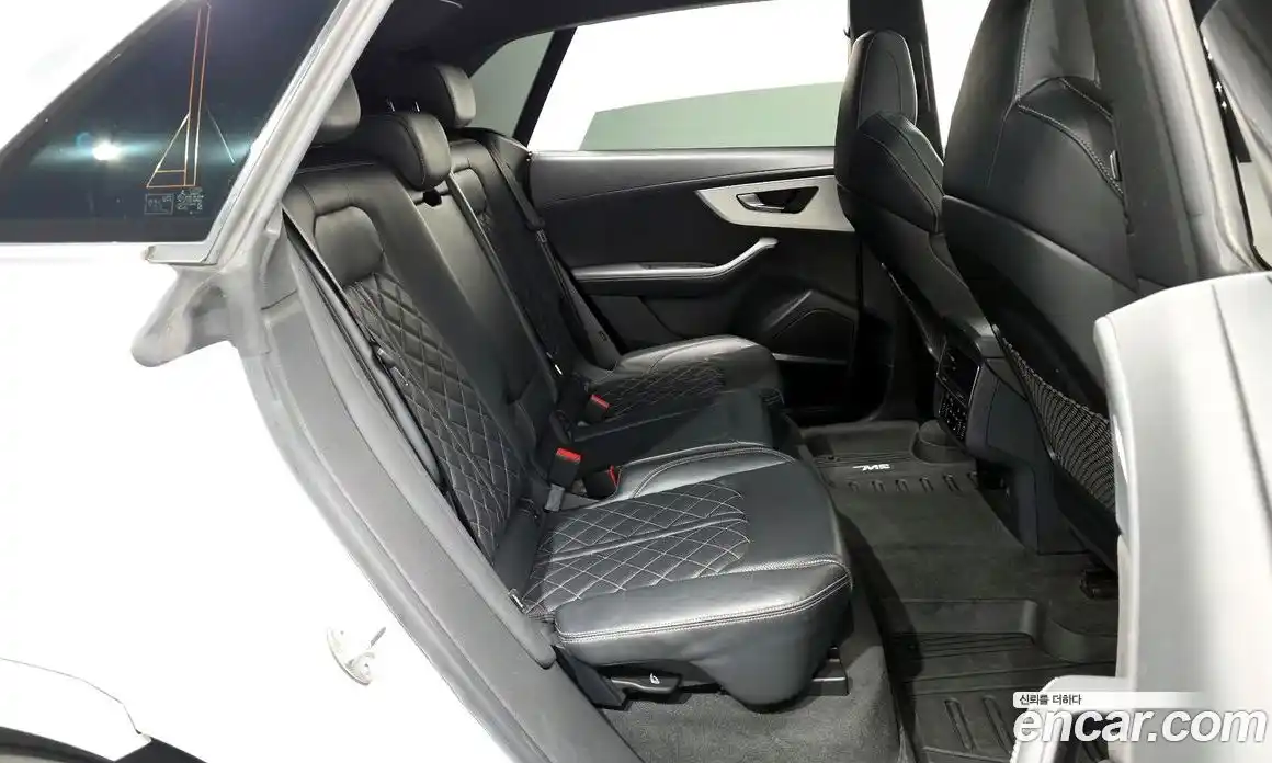 Audi Q8 2021 3.0 автомат (гидро), фото 17