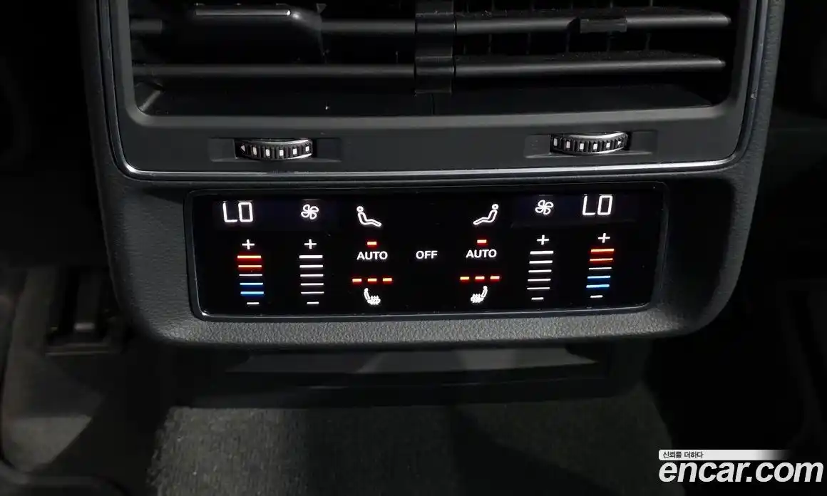 Audi Q8 2021 3.0 автомат (гидро), фото 36