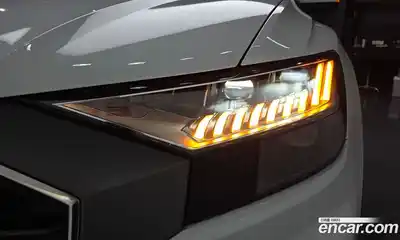 Audi Q8 2021 3.0 автомат (гидро), миниатюра 8