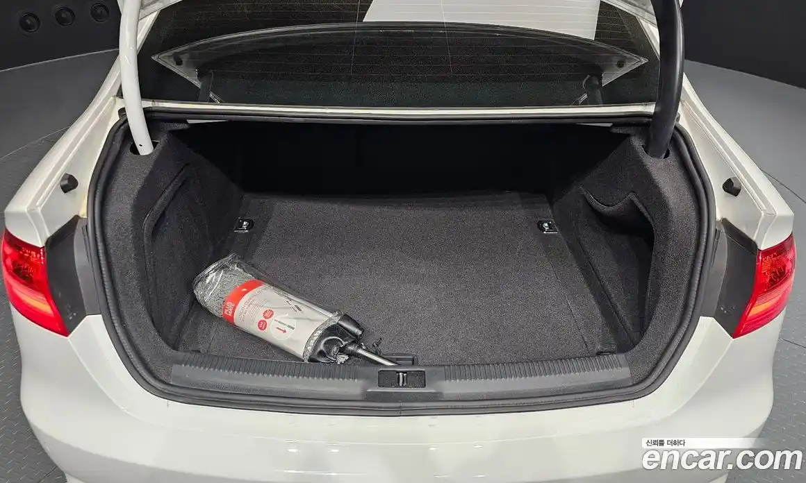 Audi A4 2015 2.0 автомат (гидро), фото 20