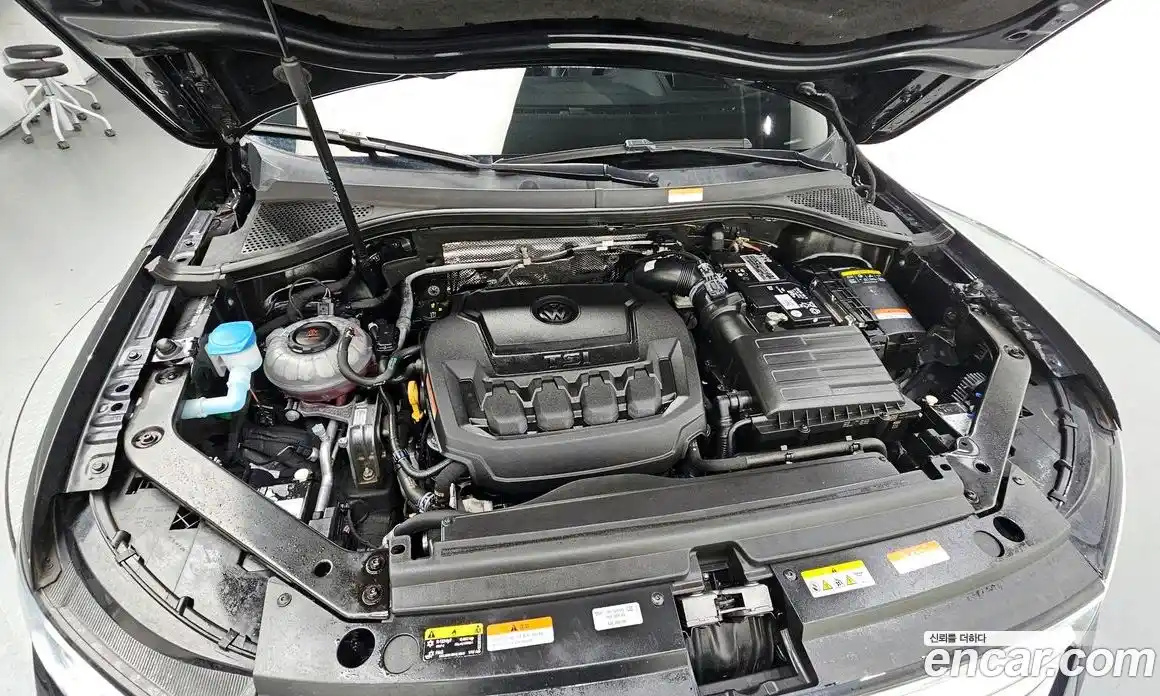 Volkswagen Tiguan 2023 2.0 автомат (гидро), фото 6
