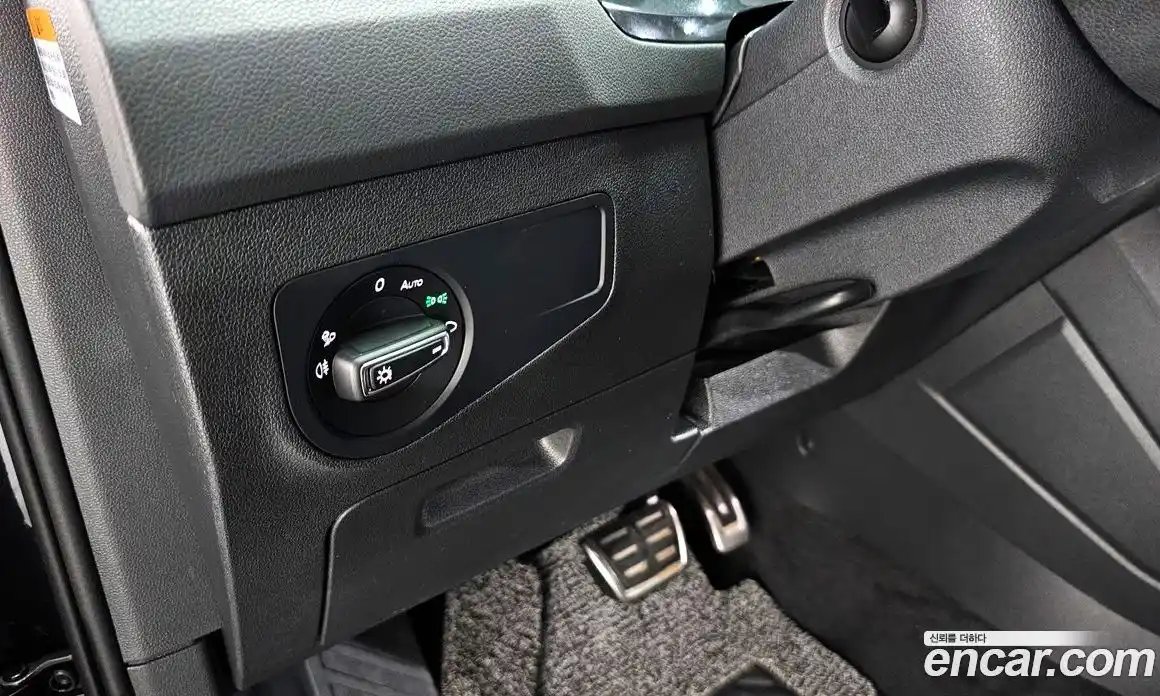 Volkswagen Tiguan 2023 2.0 автомат (гидро), фото 20