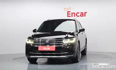 Volkswagen Tiguan 2023 2.0 автомат (гидро), миниатюра 3