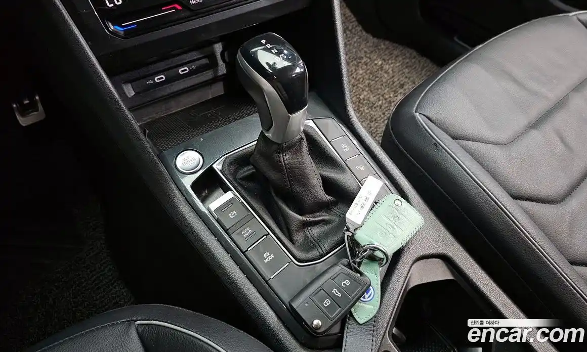 Volkswagen Tiguan 2023 2.0 автомат (гидро), фото 9