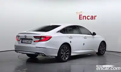 Honda Accord 2022 1.5 автомат (гидро), миниатюра 2