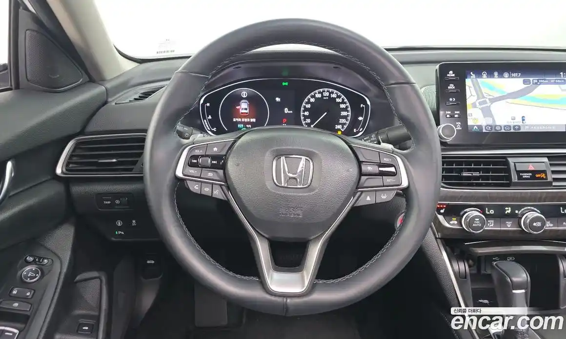 Honda Accord 2022 1.5 автомат (гидро), фото 21