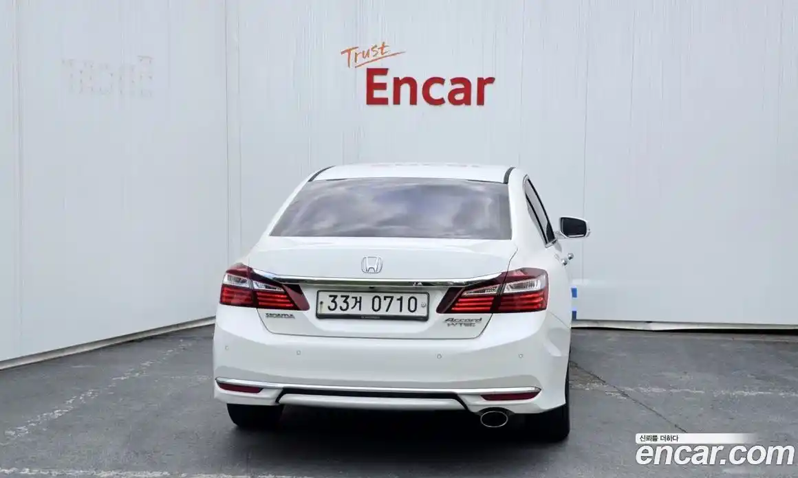Honda Accord 2015 2.4 автомат (гидро), фото 4