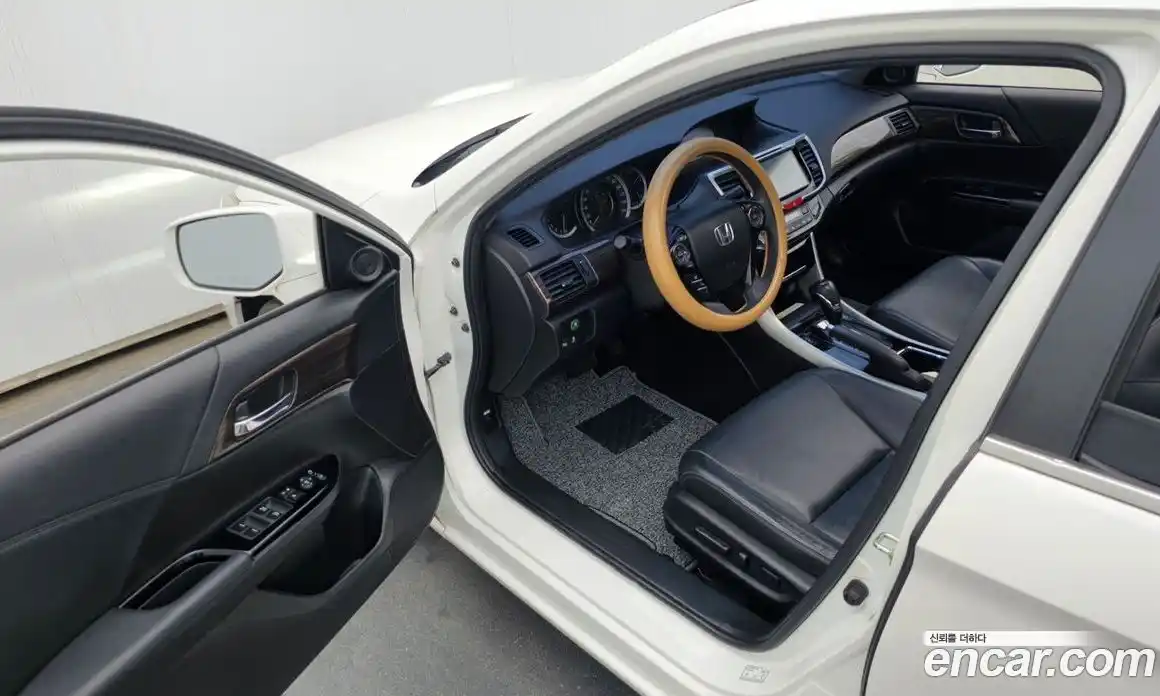 Honda Accord 2015 2.4 автомат (гидро), фото 10