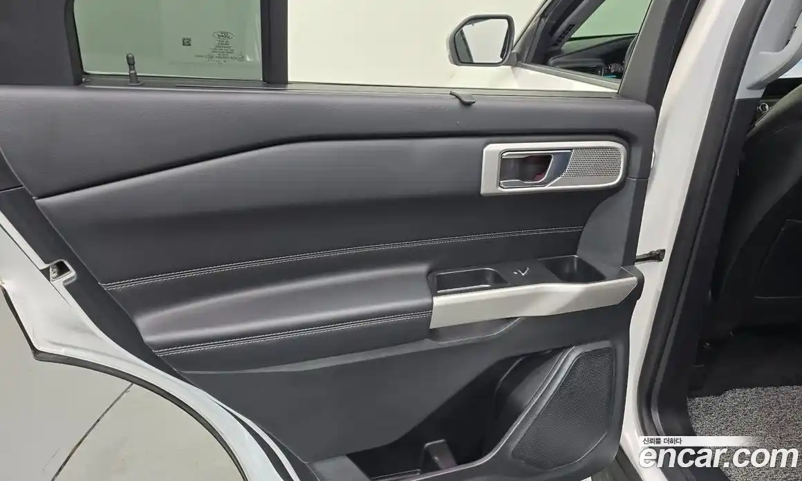 Ford Explorer 2020 2.3 автомат (гидро), фото 15