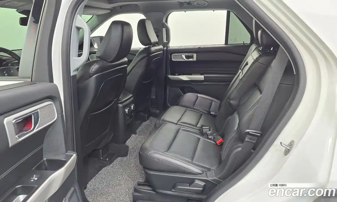 Ford Explorer 2020 2.3 автомат (гидро), фото 17