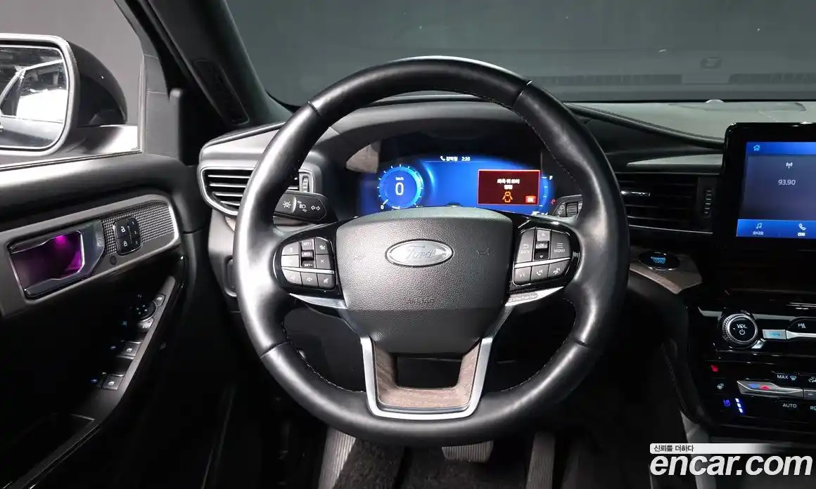 Ford Explorer 2022 3.0 автомат (гидро), фото 13