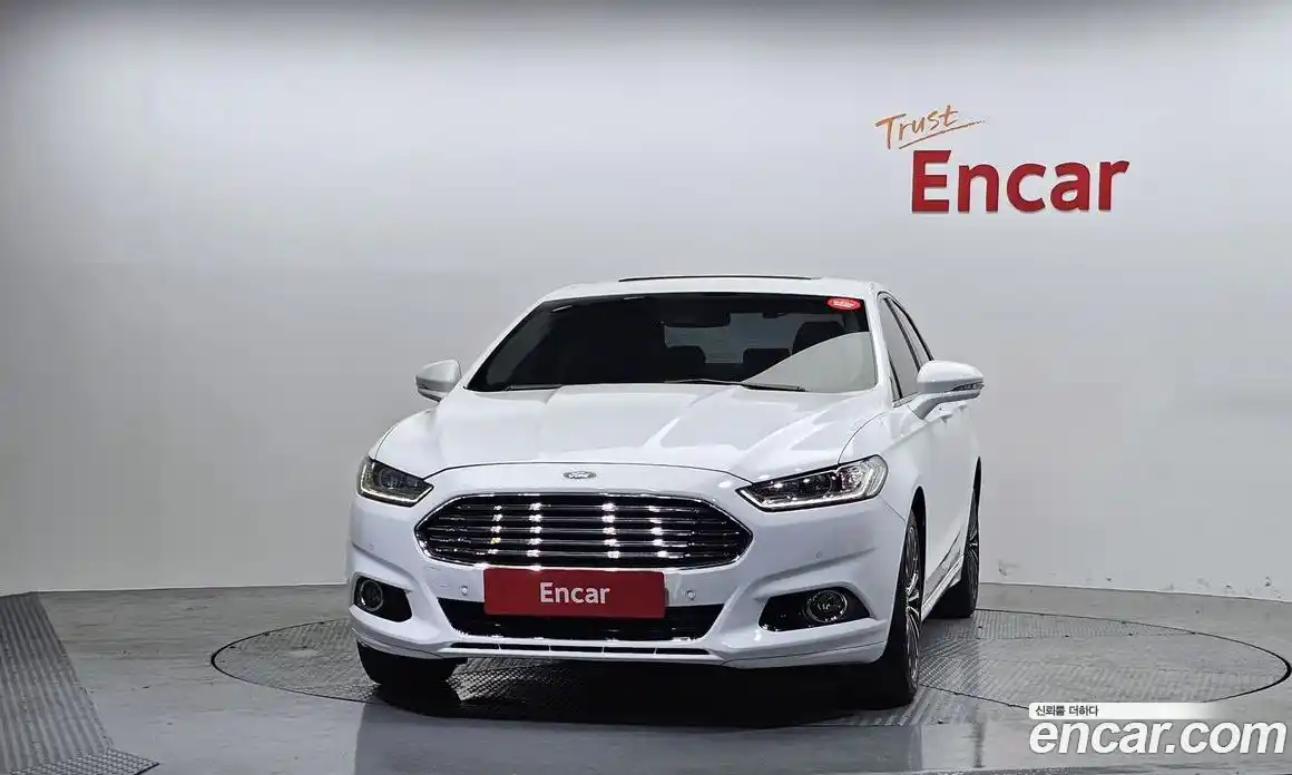 Ford Mondeo 2016 2.0 автомат (гидро), фото 3