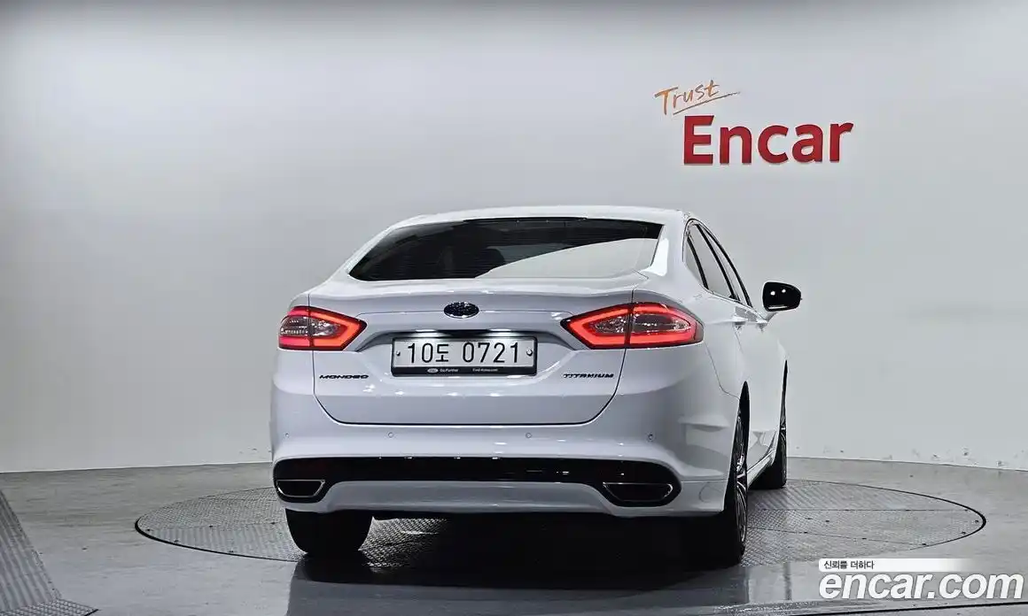 Ford Mondeo 2016 2.0 автомат (гидро), фото 4