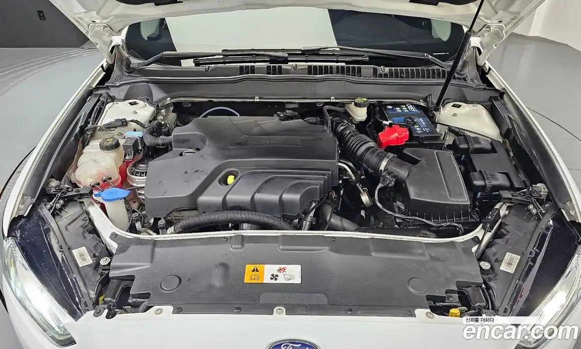 Ford Mondeo 2016 2.0 автомат (гидро), фото 6