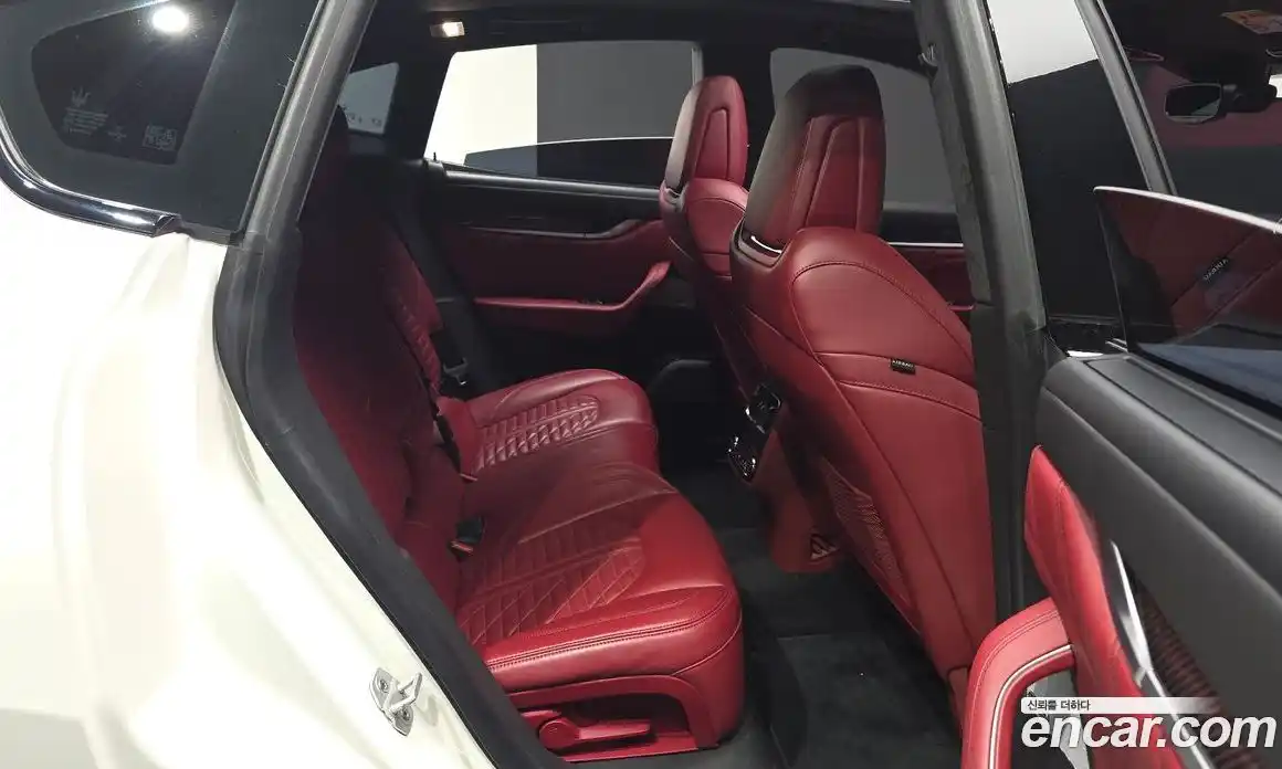 Maserati Levante 2020 3.8 автомат (гидро), фото 16 Maserati Levante 2020 3.8 автомат (гидро), фото 16