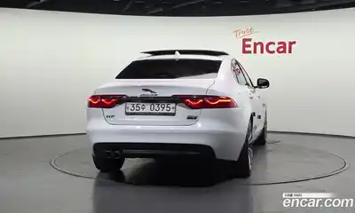 Jaguar XF 2016 2.0 автомат (гидро), миниатюра 4 Jaguar XF 2016 2.0 автомат (гидро), миниатюра 4
