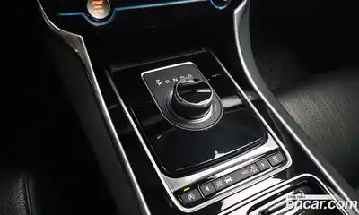 Jaguar XF 2016 2.0 автомат (гидро), миниатюра 9 Jaguar XF 2016 2.0 автомат (гидро), миниатюра 9