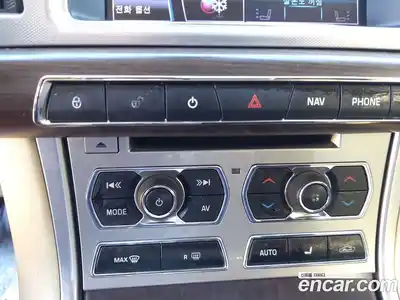 Jaguar XF 2013 2.0 автомат (гидро), миниатюра 12