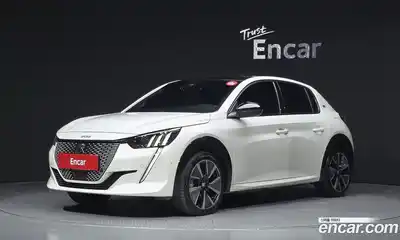 Peugeot 208, 2021, 19 927 км
