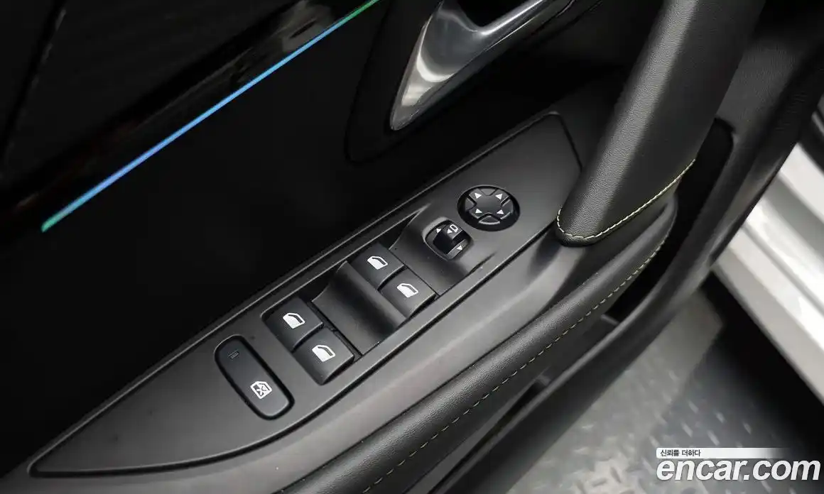 Peugeot 208 2021 0.1 автомат (гидро), фото 26