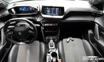 Peugeot 208 2021 0.1 автомат (гидро), миниатюра 10