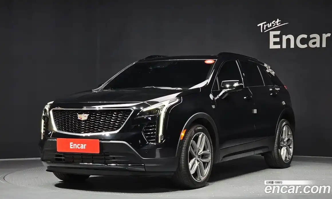 Cadillac XT4 2021 2.0 автомат (гидро), фото 1 Cadillac XT4 2021 2.0 автомат (гидро), фото 1
