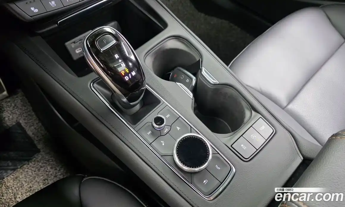 Cadillac XT4 2021 2.0 автомат (гидро), фото 12 Cadillac XT4 2021 2.0 автомат (гидро), фото 12