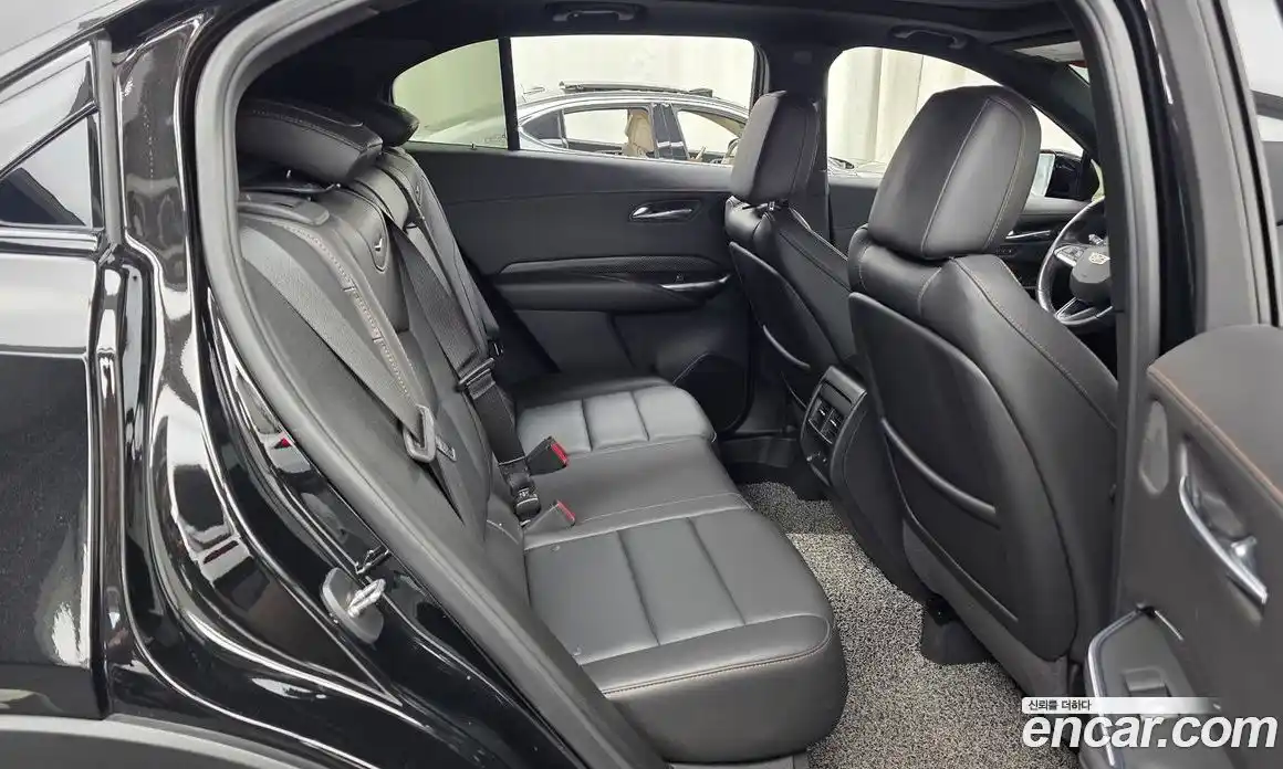 Cadillac XT4 2021 2.0 автомат (гидро), фото 18 Cadillac XT4 2021 2.0 автомат (гидро), фото 18